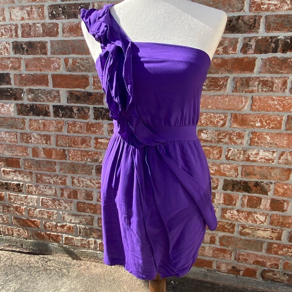💜 BCBGeneration one shoulder cocktail dress / 2 / Excellent condition - Picture 3 of 16